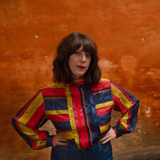 Tine Høeg. Foto af Ib Helles Olesen, Forfatterweb