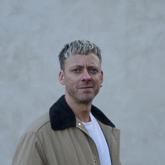 Theis Ørntoft. Foto af Ib Helles Olesen, Forfatterweb